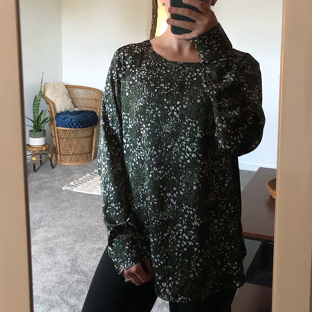 ‼️ Banana Republic Long Sleeve Blouse, Small